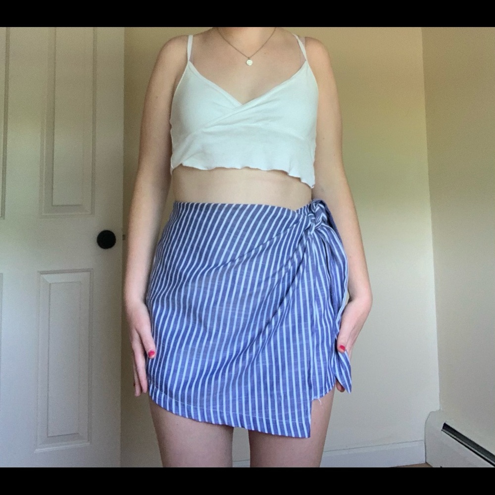 Striped wrapped blue skort